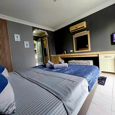 Hotel Summer Rose 3*