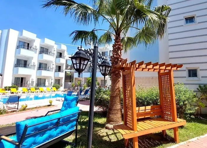 Summer Rose Hotel 3*