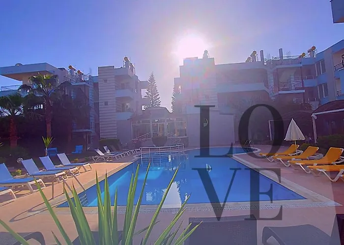 Summer Rose Hotel Sidé