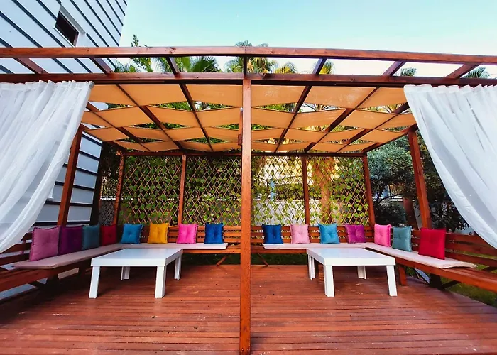 Отель Summer Rose 3*