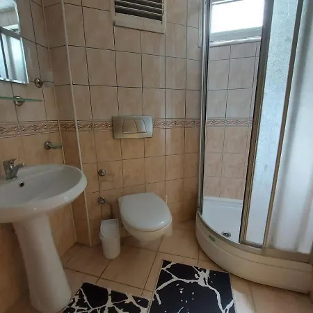 Summer Rose Сіде