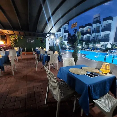 호텔 Summer Rose 시데